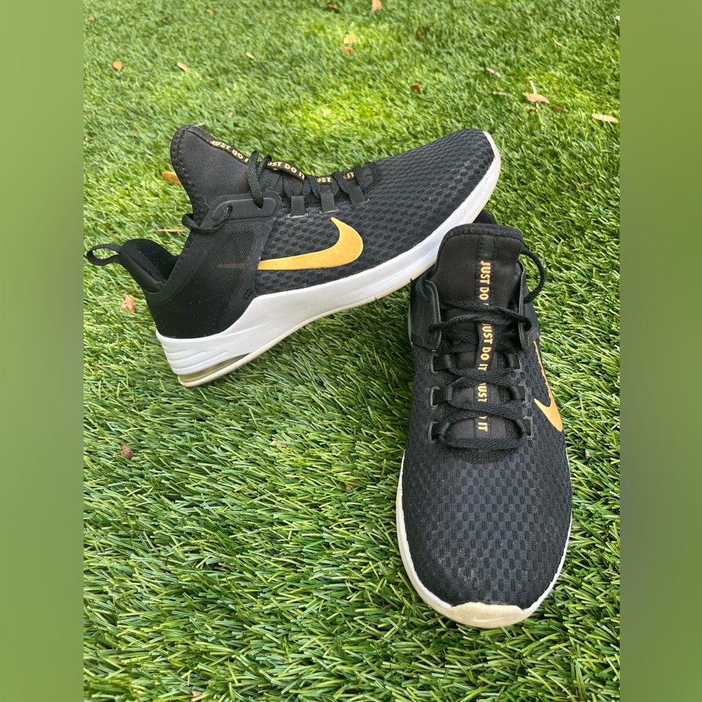 Nike Air Max Bella TR 2